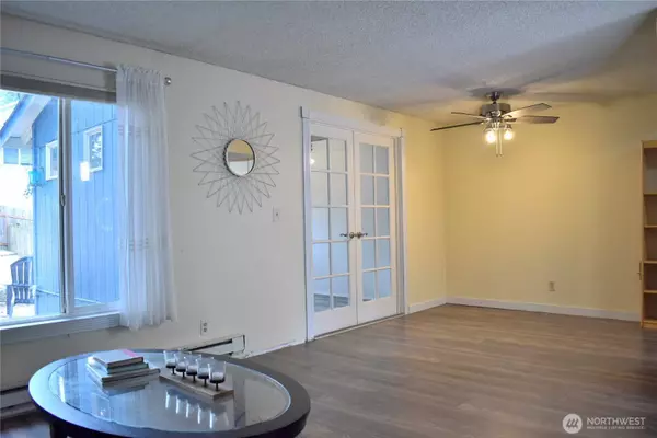 1924 75th ST SE #3A, Everett, WA 98203