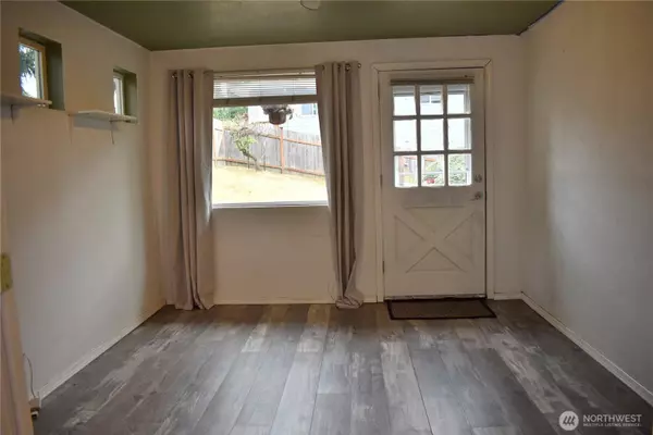 1924 75th ST SE #3A, Everett, WA 98203