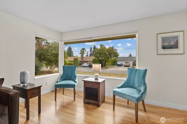 8806 Cascadia AVE, Everett, WA 98208