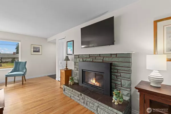 8806 Cascadia AVE, Everett, WA 98208