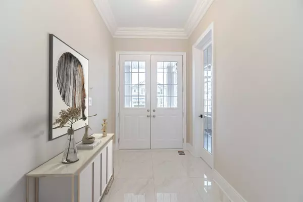 91 Clockwork DR, Brampton, ON L7A 0C3