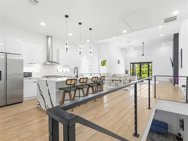 1521 N Haskell Avenue, Dallas, TX 75204