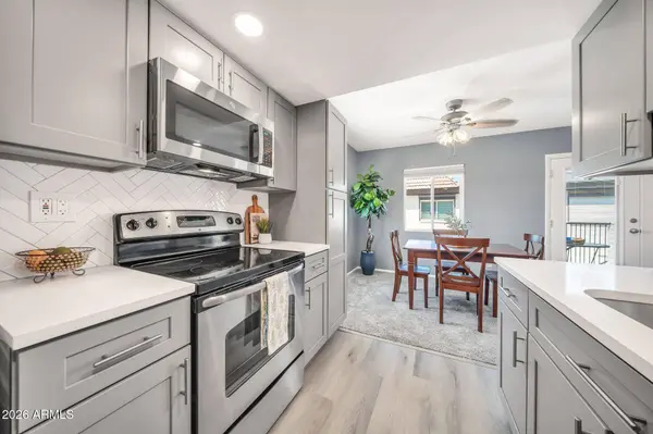 1916 W MORNINGSIDE Drive #118, Phoenix, AZ 85023