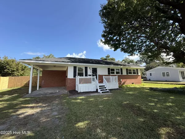 918 Greenfield Heights BLVD, Havelock, NC 28532