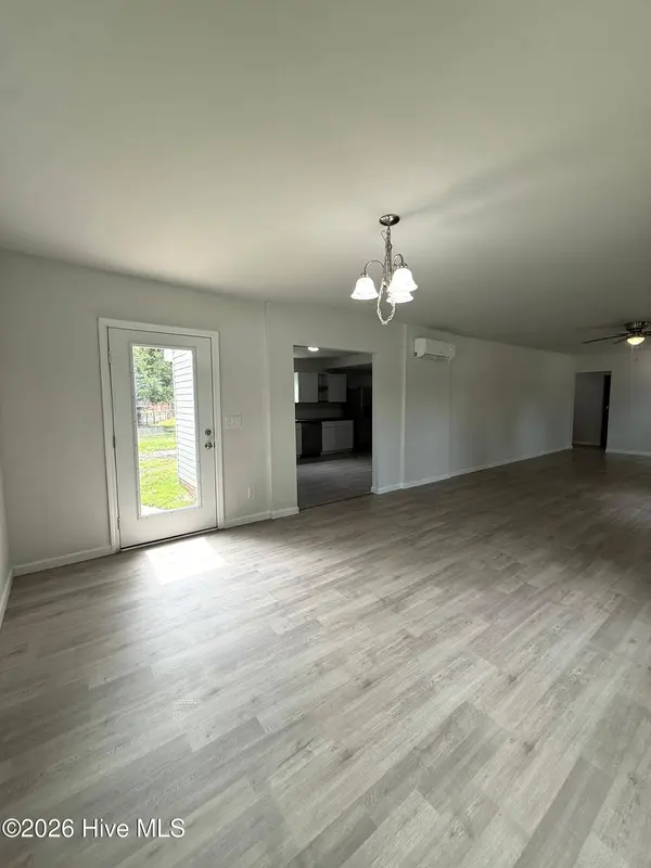 403 Bordeaux ST, Jacksonville, NC 28540
