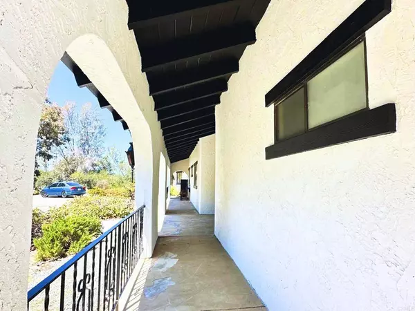 16609 Archie Moore RD, Ramona, CA 92065