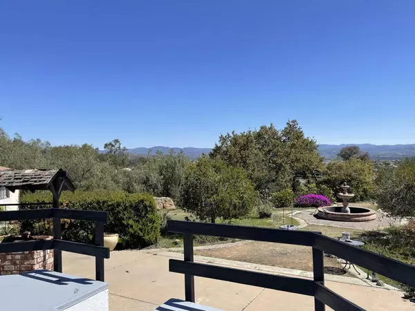 16609 Archie Moore RD, Ramona, CA 92065