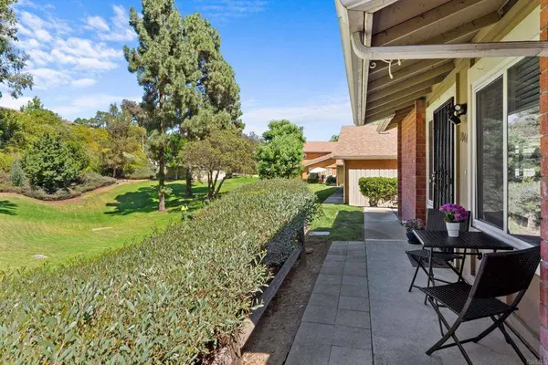 10446 Caminito Sulmona, San Diego, CA 92129