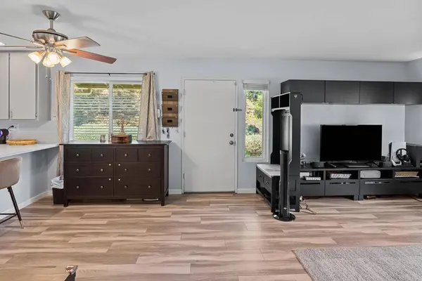 10446 Caminito Sulmona, San Diego, CA 92129