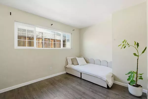 4062 Lewis ST, Oceanside, CA 92056