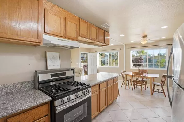 4062 Lewis ST, Oceanside, CA 92056