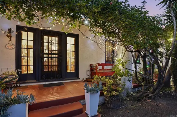 4820 Vista ST, San Diego, CA 92116