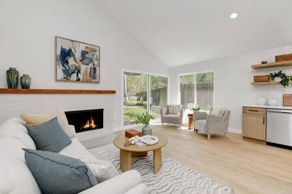 10966 Red Rock Dr, San Diego, CA 92131
