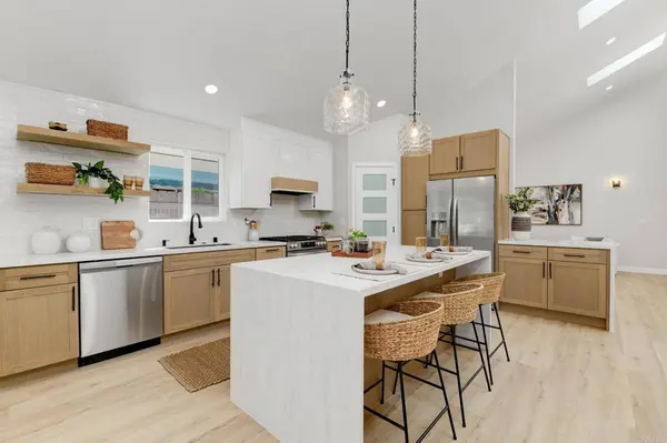 10966 Red Rock Dr, San Diego, CA 92131
