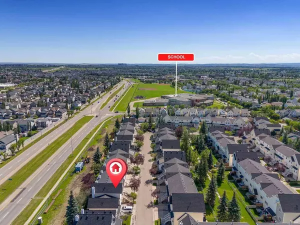 120 Prestwick Acres LN Southeast, Calgary, AB T2Z 3Y3