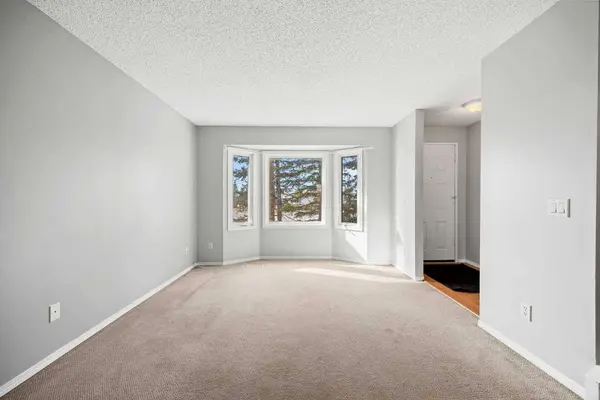 119 Falshire TER NE, Calgary, AB T3J 3B5