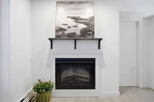 2221 14 ST SW #101, Calgary, AB T2T 3T2