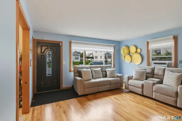 81 Dodd Avenue, Bridgeport, CT 06606