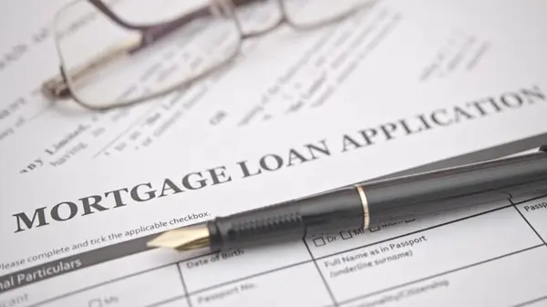 What are the different types of Mortgages?,Nicki Headen