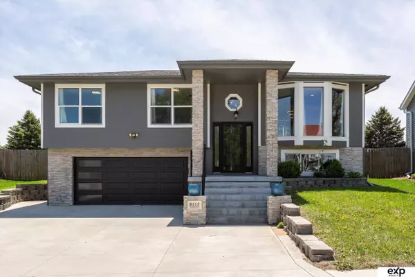 8115 Vernon Avenue, Omaha, NE 68134