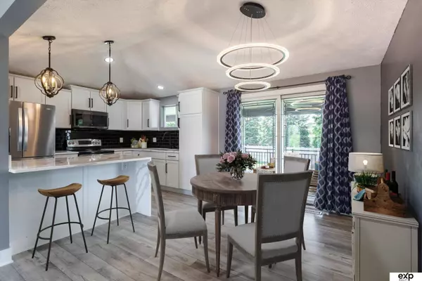 8115 Vernon Avenue, Omaha, NE 68134