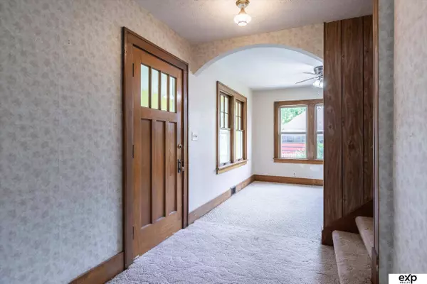 208 W Alexander Street, Valley, NE 68064