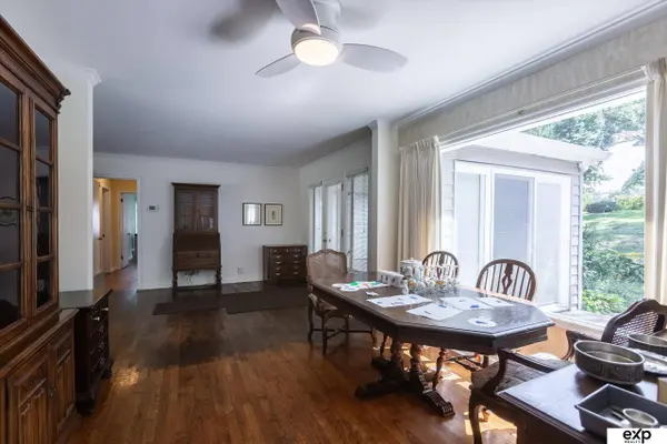 7805 Pierce Circle, Omaha, NE 68124