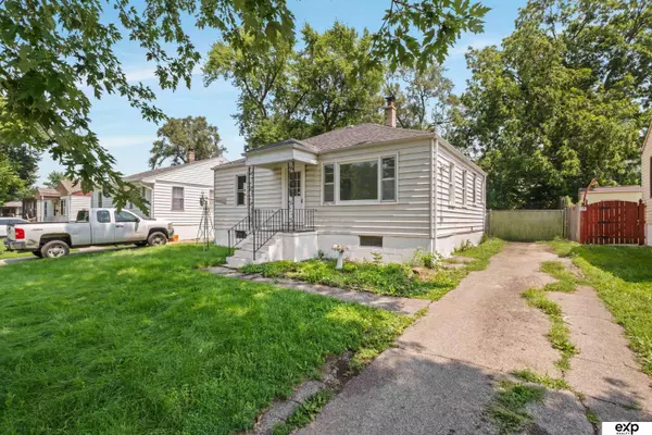 3705 N 56th Street, Omaha, NE 68104