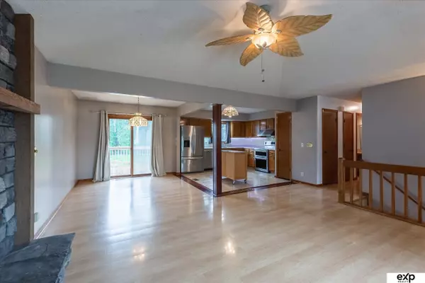 8655 Monroe Street, Ralston, NE 68127