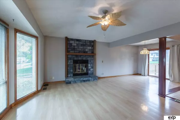 8655 Monroe Street, Ralston, NE 68127