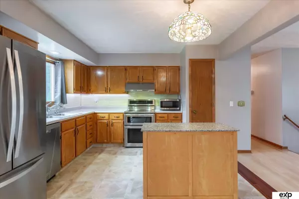 8655 Monroe Street, Ralston, NE 68127