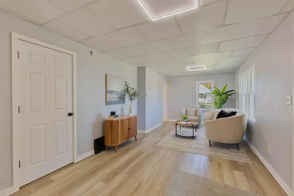 3201 4TH AVE, Council Bluffs, IA 51501