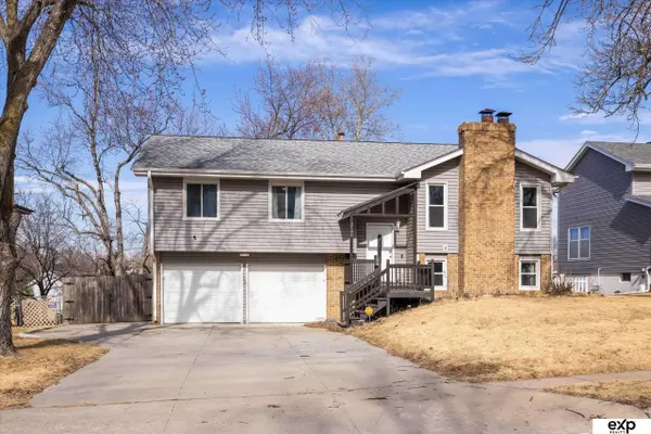 3106 Lynnwood Drive, Bellevue, NE 68123