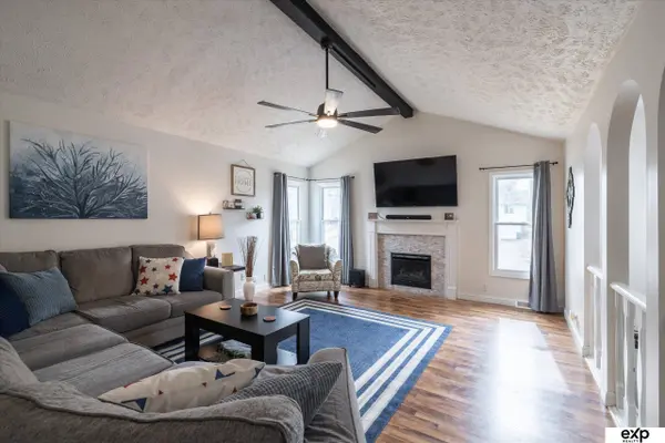 3106 Lynnwood Drive, Bellevue, NE 68123
