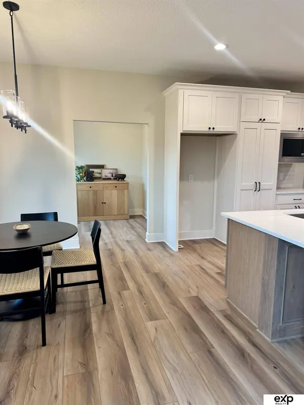 10010 S 184th Street, Omaha, NE 68136