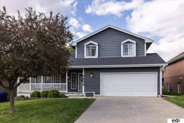 8442 Craig AVE, Omaha, NE 68122