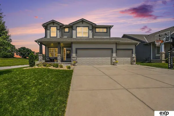 17022 Centennial RD, Omaha, NE 68136