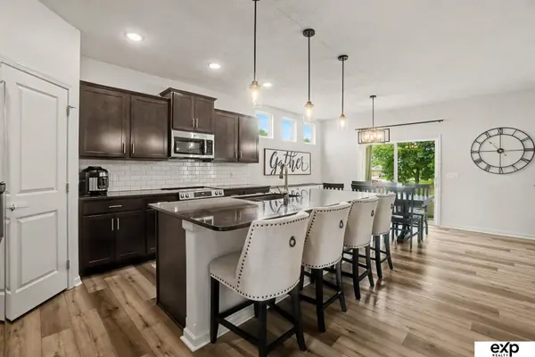 17022 Centennial RD, Omaha, NE 68136