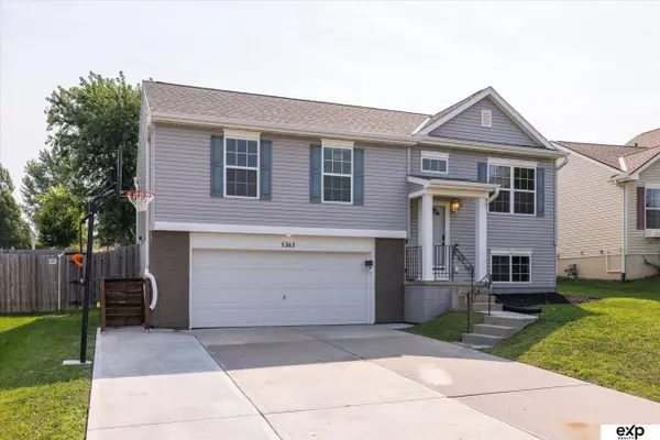 5363 S 194th AVE, Omaha, NE 68135