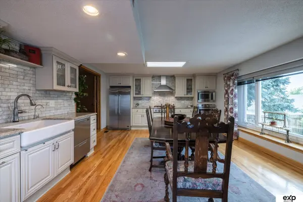 4012 N 95th ST, Omaha, NE 68134