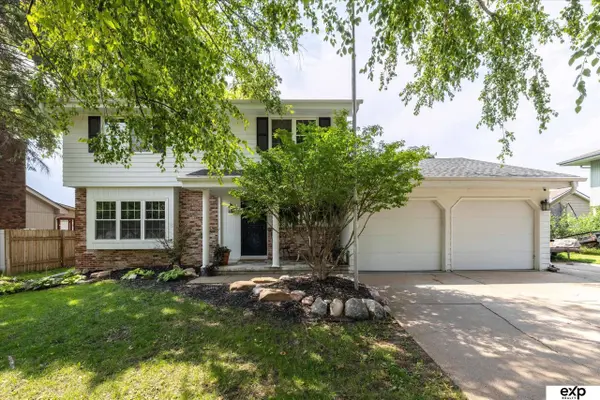 4012 N 95th ST, Omaha, NE 68134