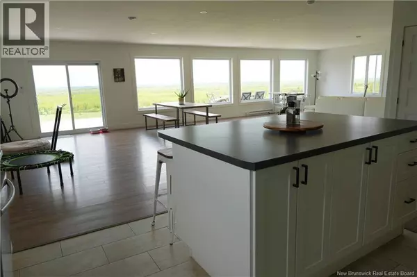 824 INDIAN MOUNTAIN Road, Moncton, NB E1G3M9