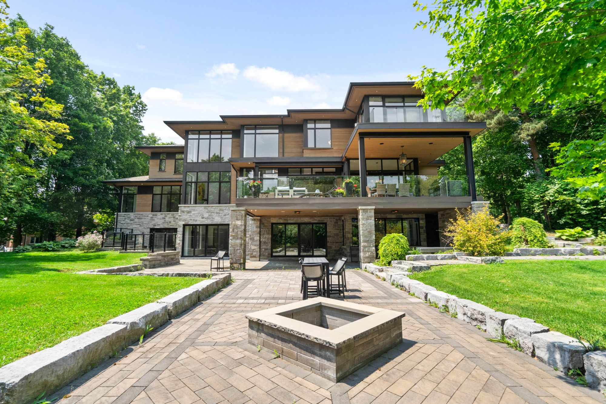 8 Cachet Parkway