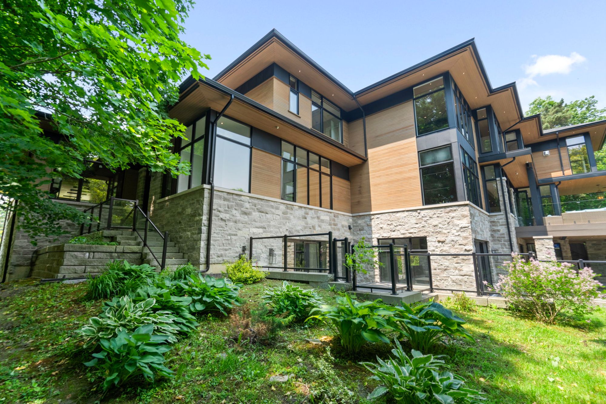 8 Cachet Parkway