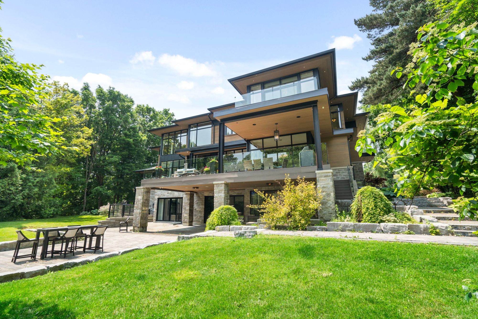 8 Cachet Parkway