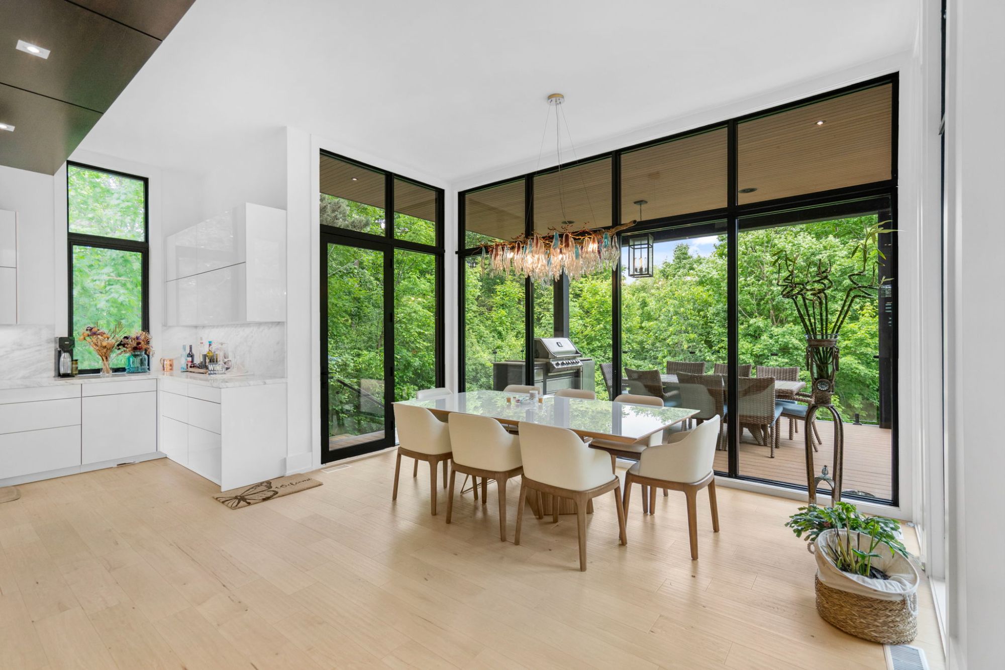 8 Cachet Parkway