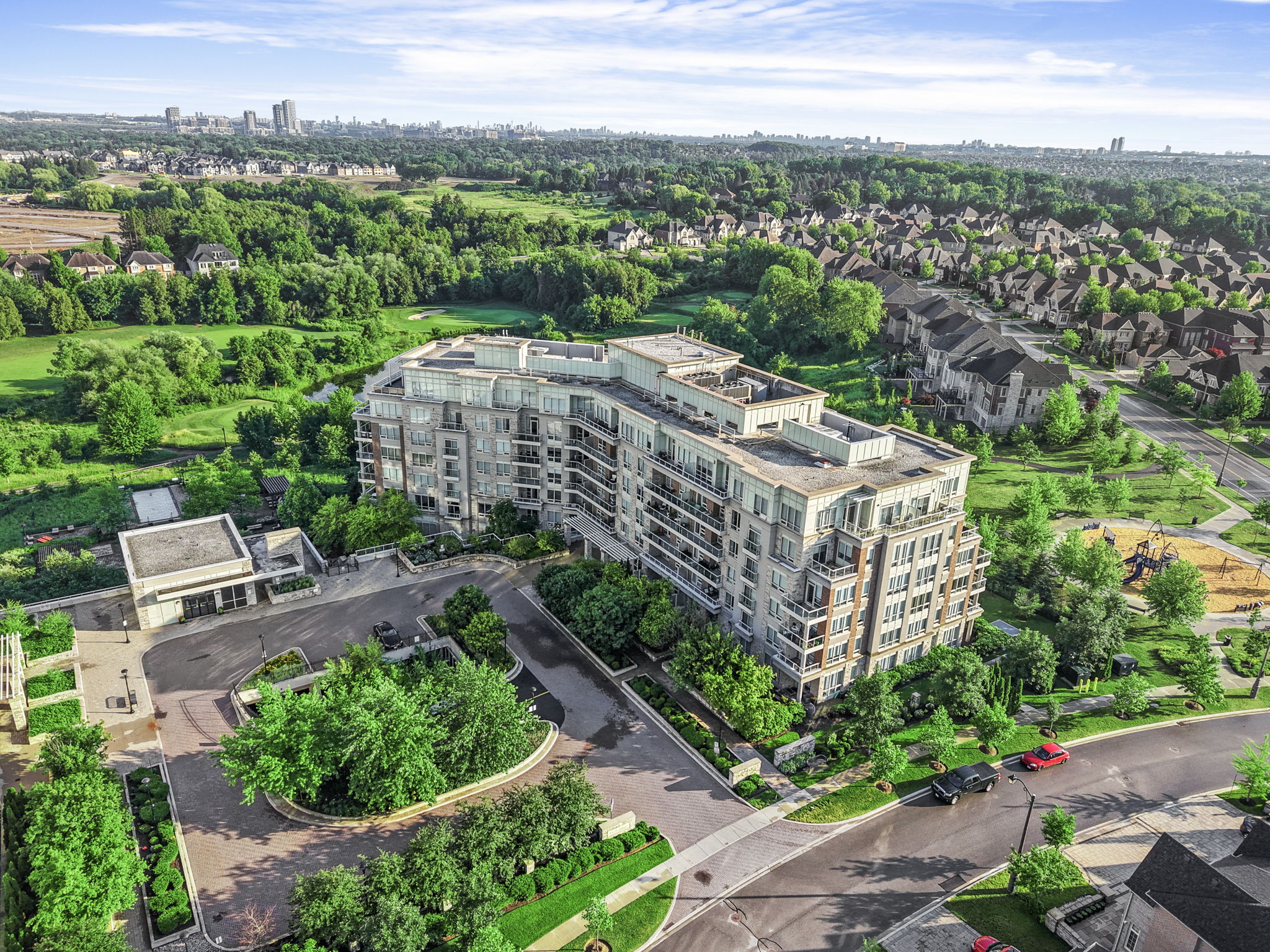 100 Harrison Garden, Toronto