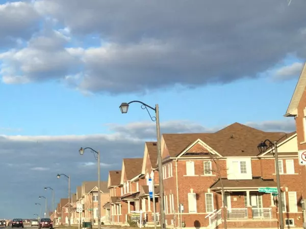 Bur_Oak_Avenue_Wismer_Comms_4272014 (1)