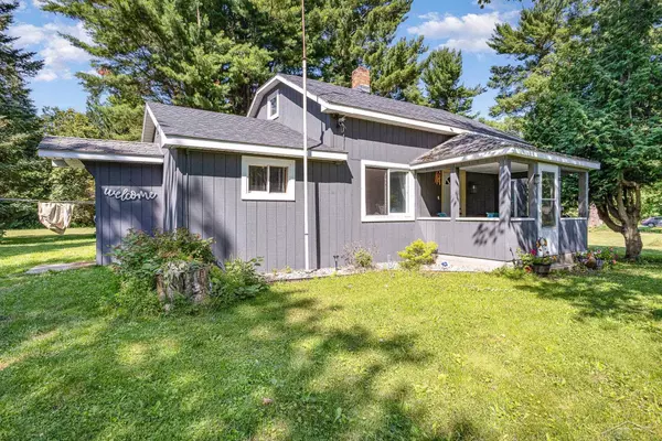 2224 Arenac State Road, Standish, MI 48658