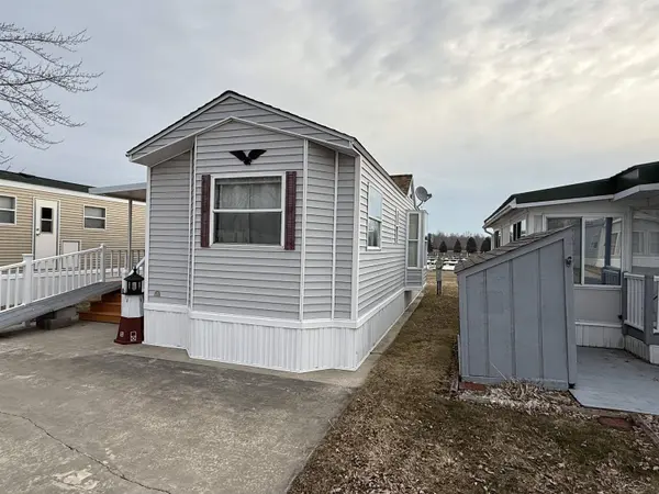 3675 E Michigan Avenue, Au Gres, MI 48703